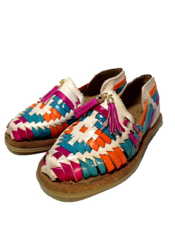 girl huaraches