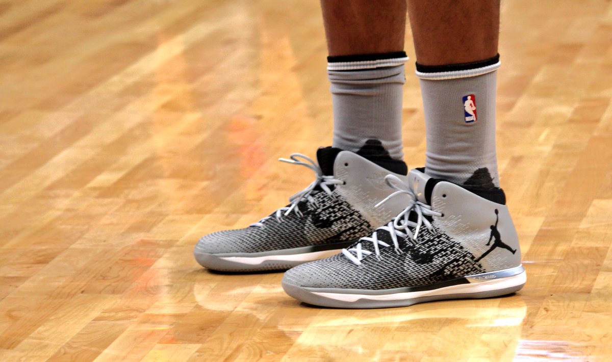 kawhi leonard jordan shoes