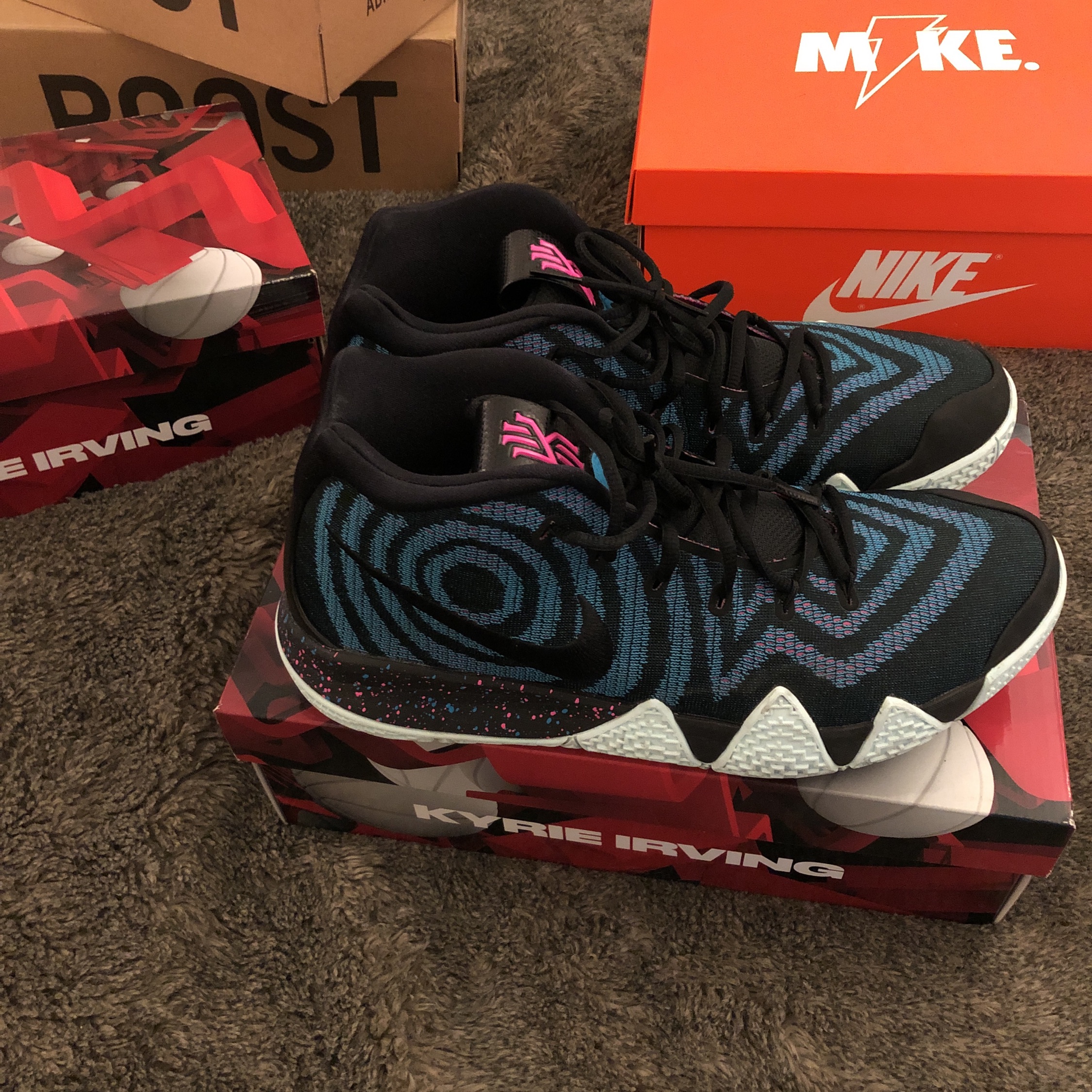 kyrie 4 80s