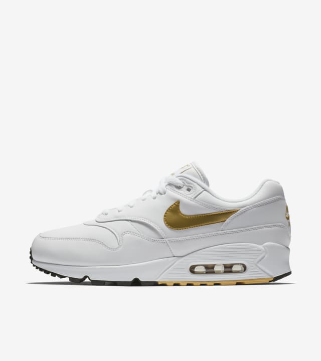 Nike Air Max 90/1 'White \u0026amp; Metallic 