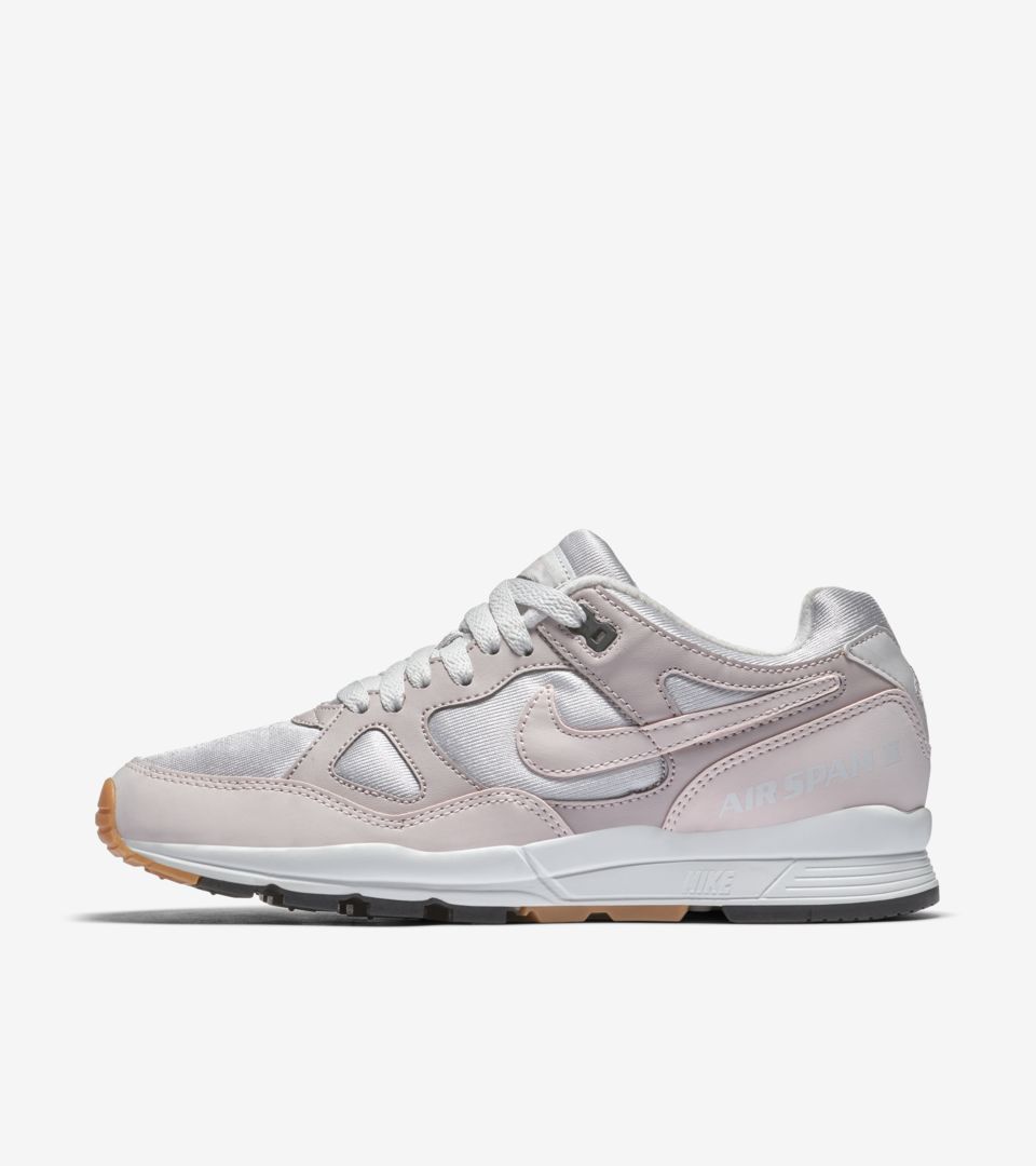 nike wmns air