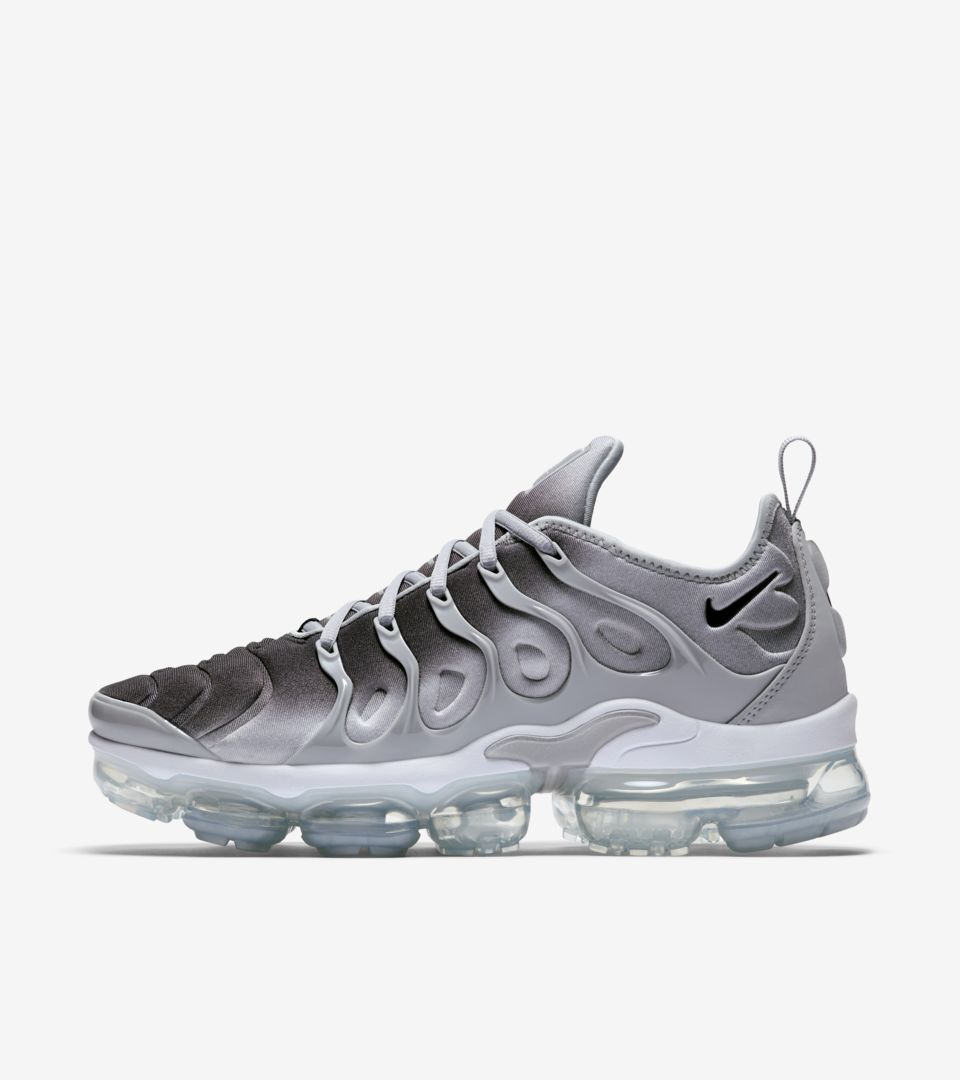 Nike Air Vapormax Plus 'Black \u0026 White 