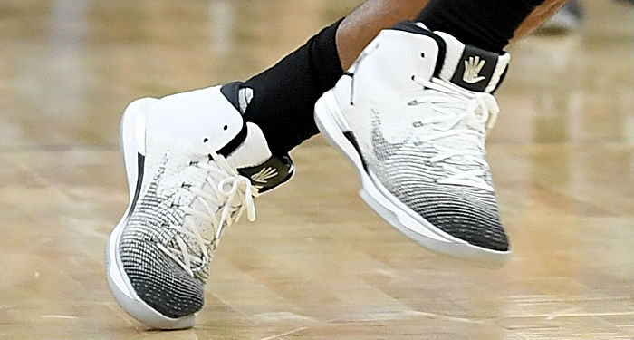 kawhi leonard jordan shoes