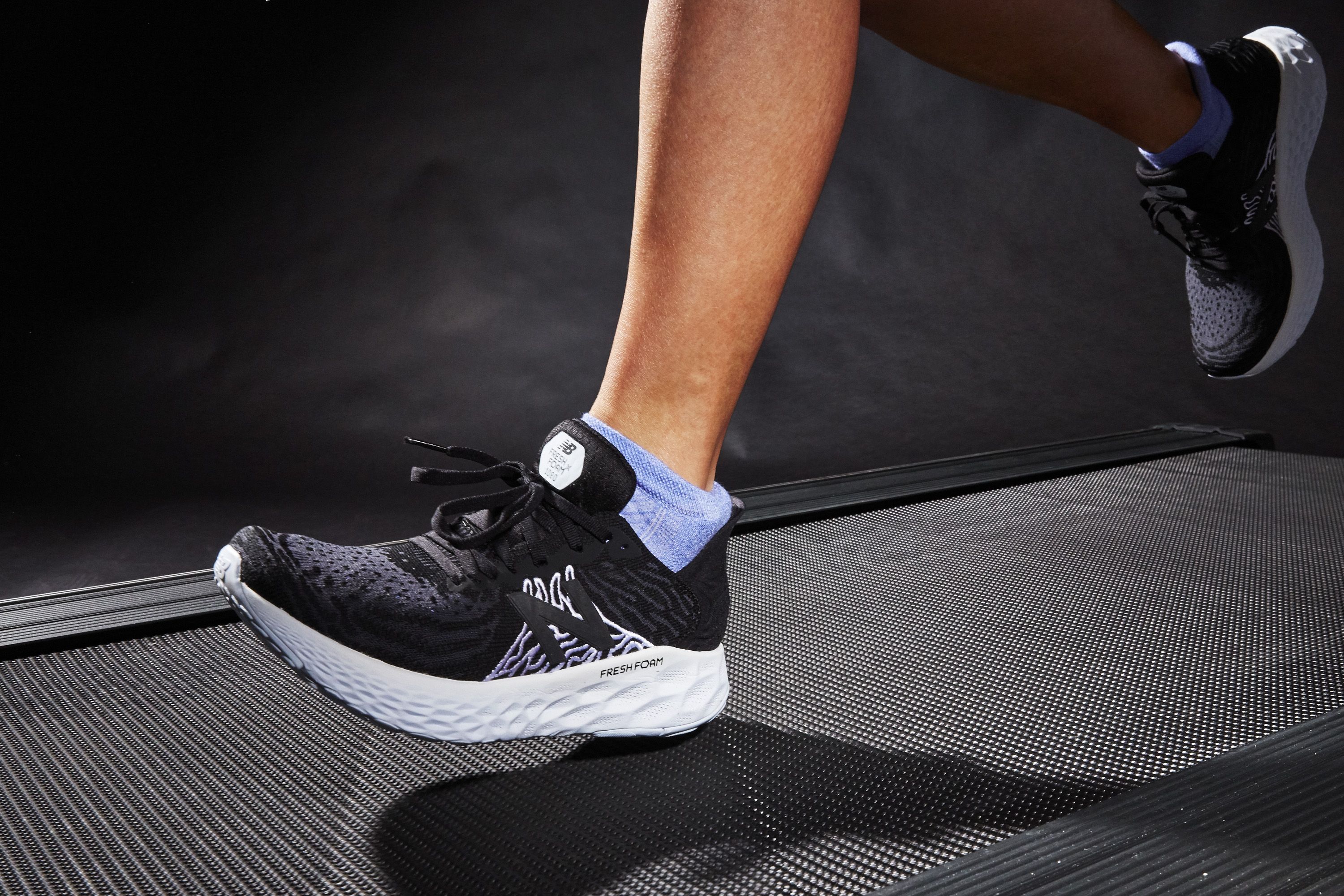 men new balance running shoes