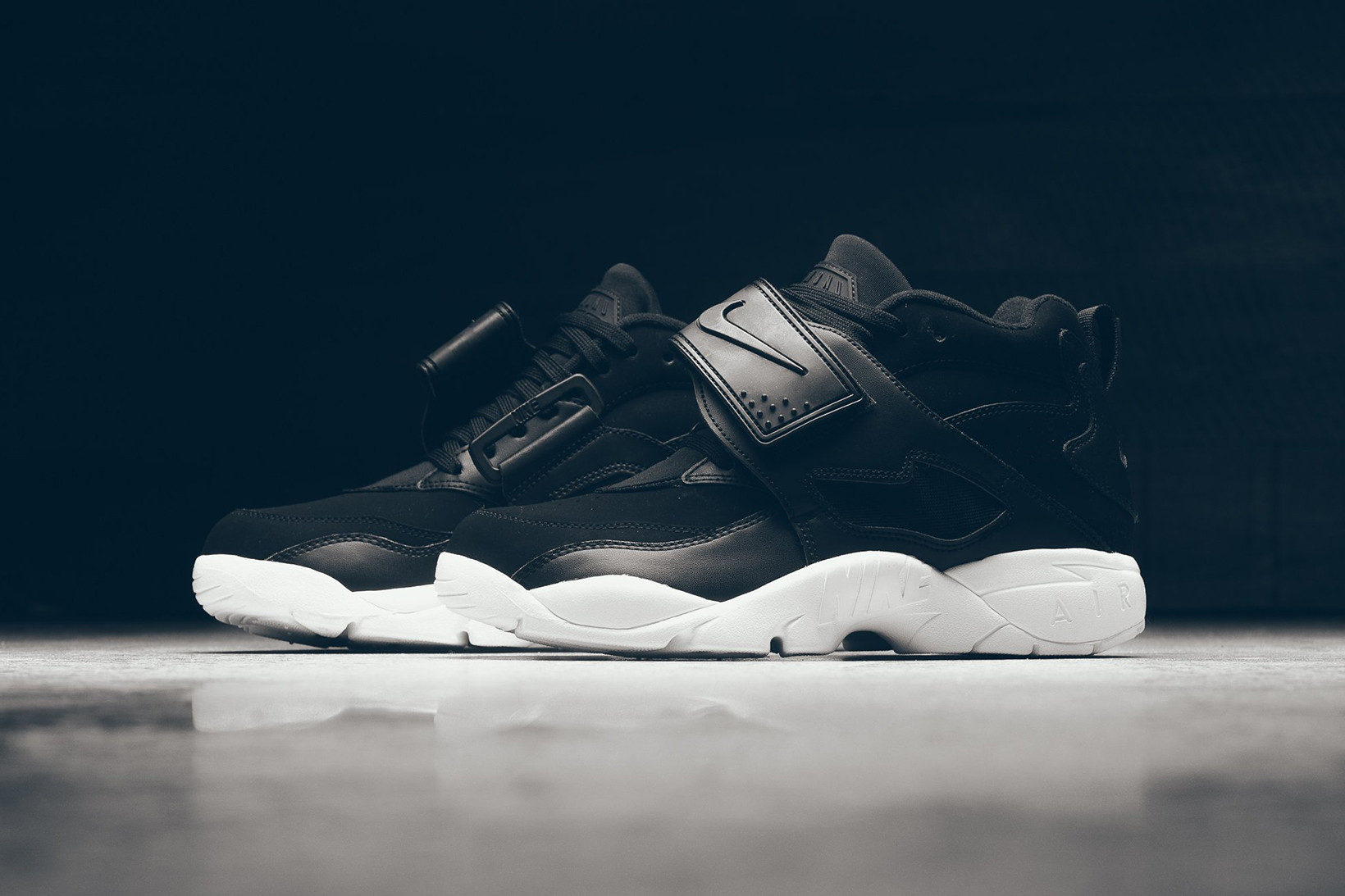 nike air diamond turf