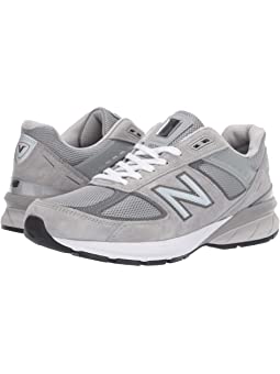 black new balance running shoes