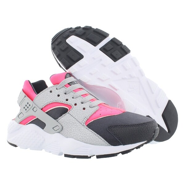 girl huaraches