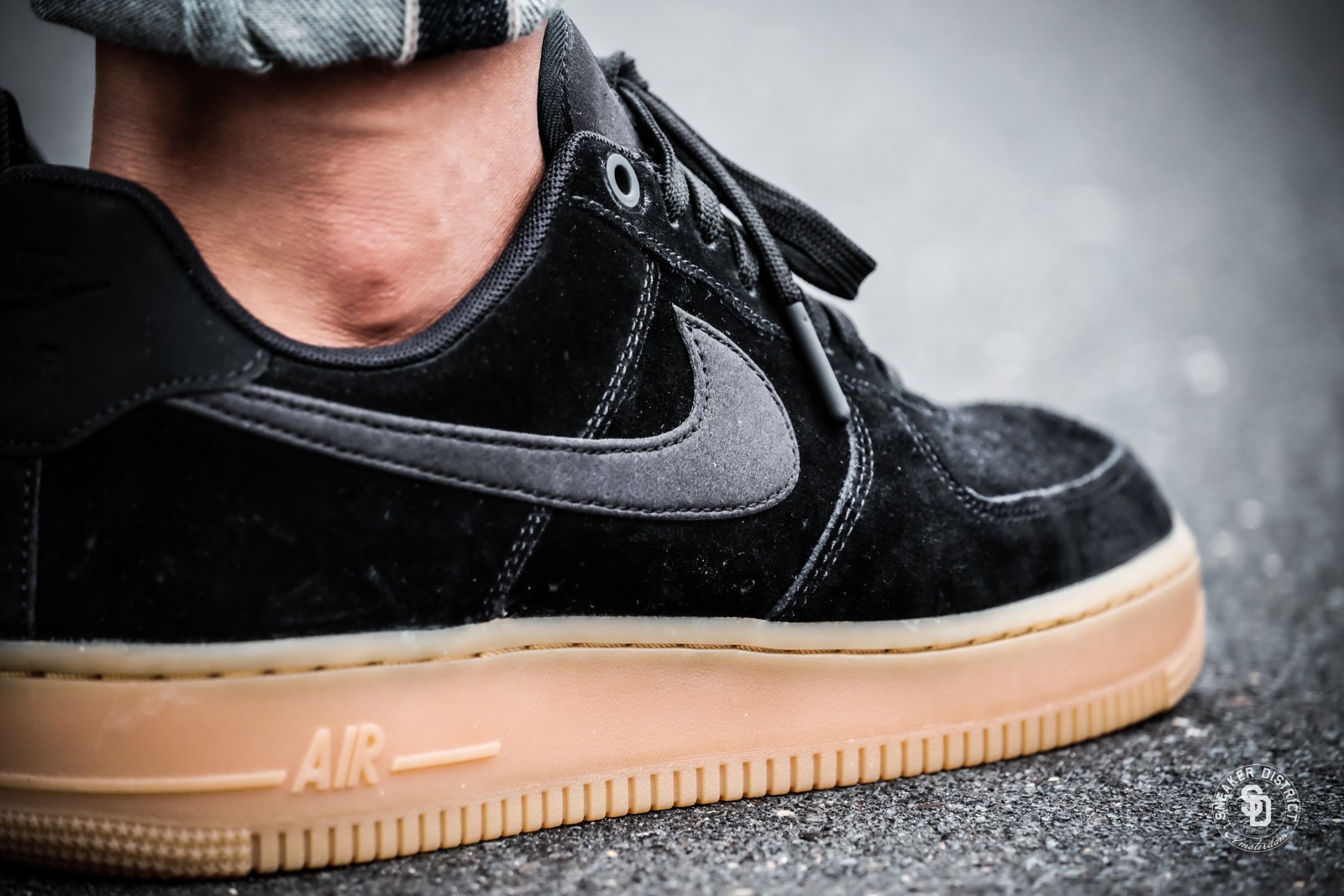 air force 1 black gum