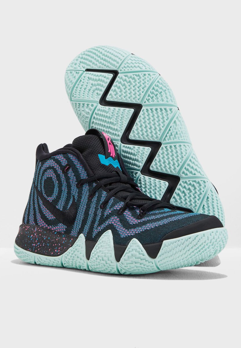 kyrie 4 80s