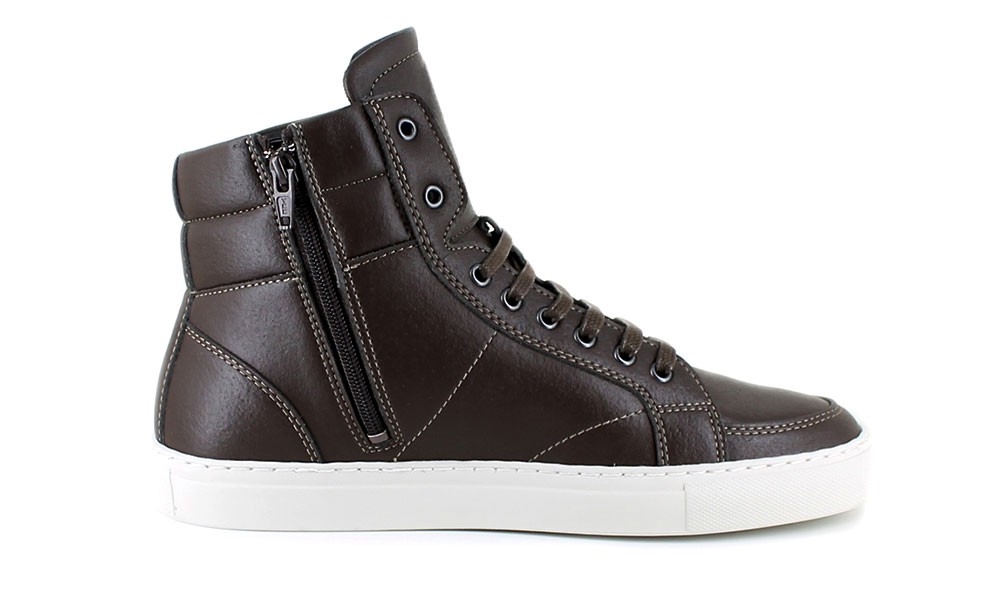 bounty sneaker