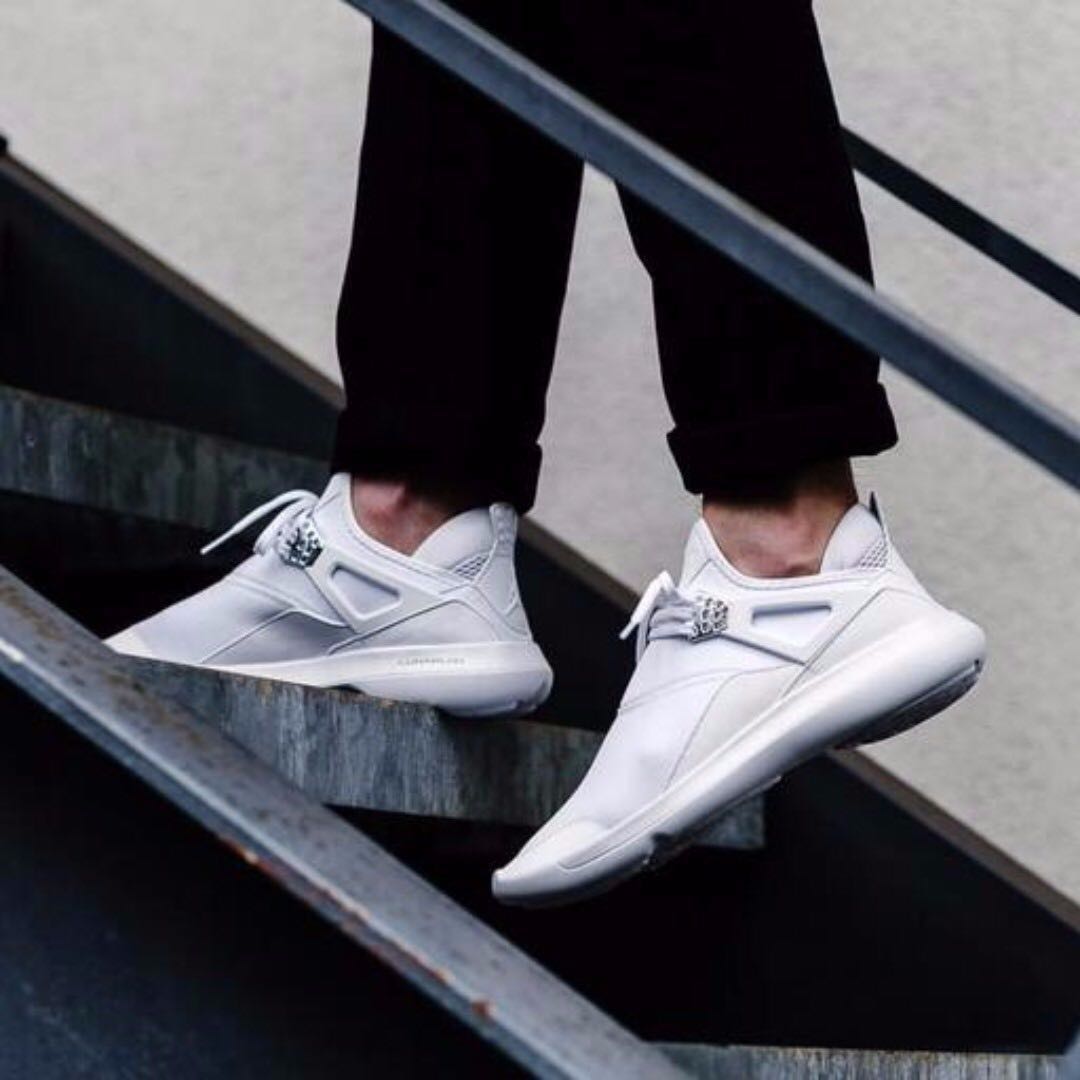 nike jordan fly 89
