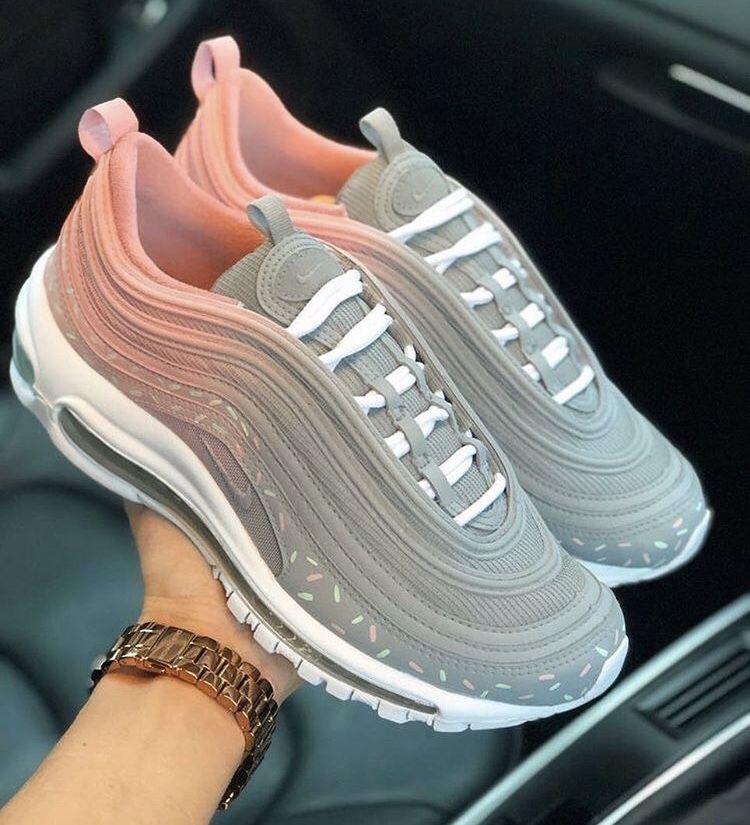 air maxes 97s