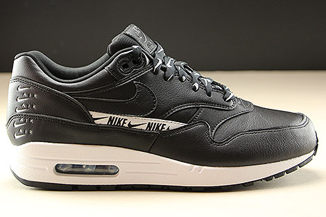 nike wmns air