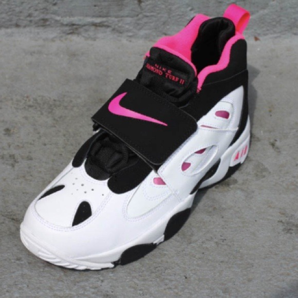 nike air diamond turf