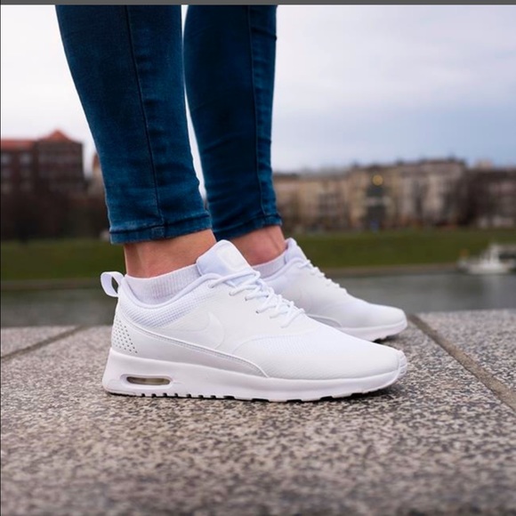 New Nike Womens All White Air Max Thea 
