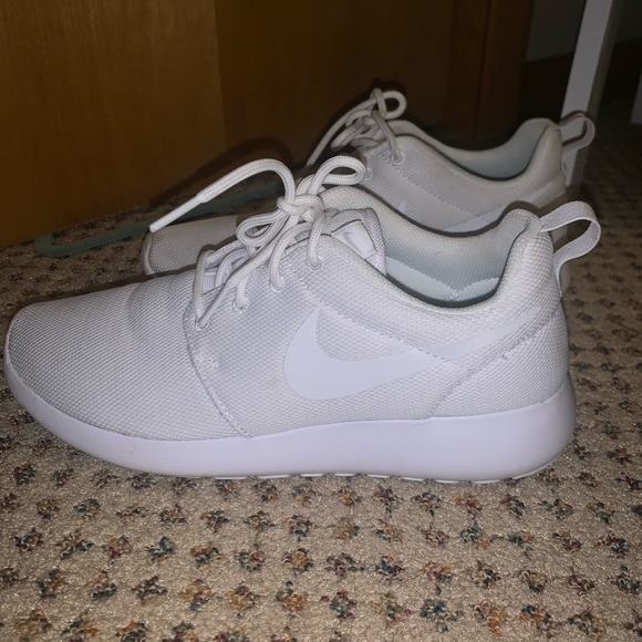 cleaning white roshes
