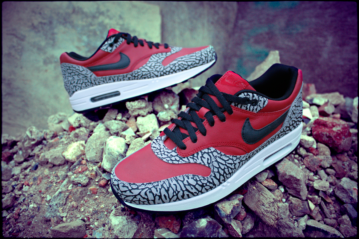 Nike iD Air Max 1 “Supreme” 'Modern 