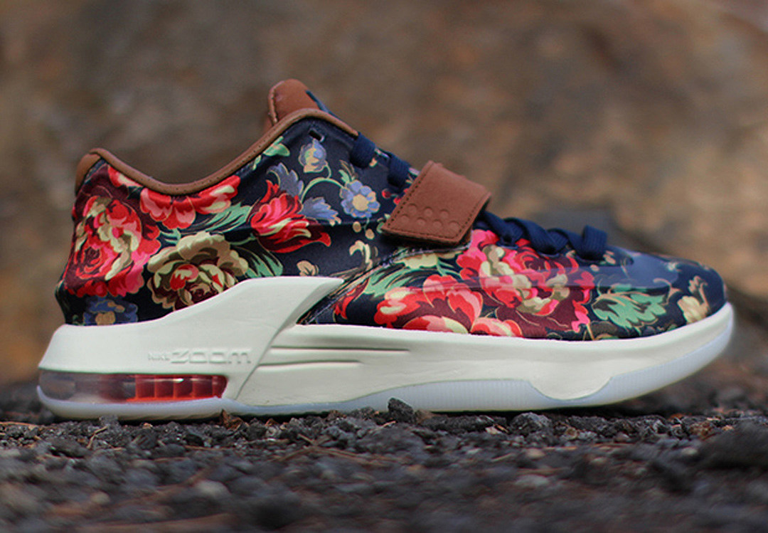 kd 7 floral