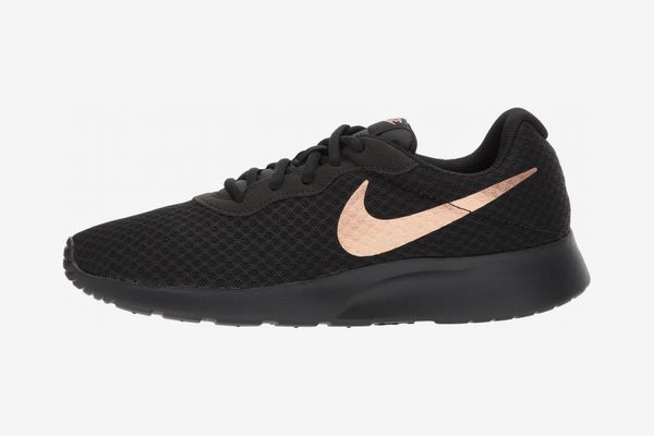 nike women's sneakers sale