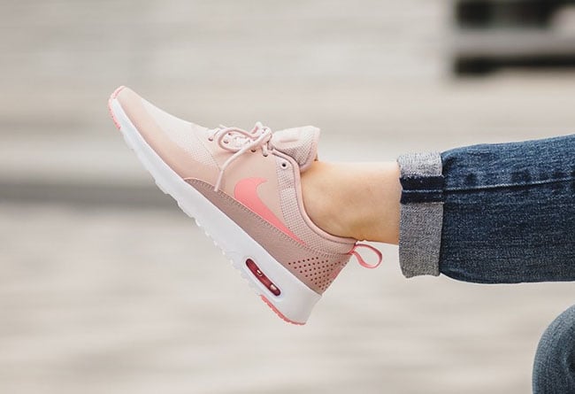 nike thea pink