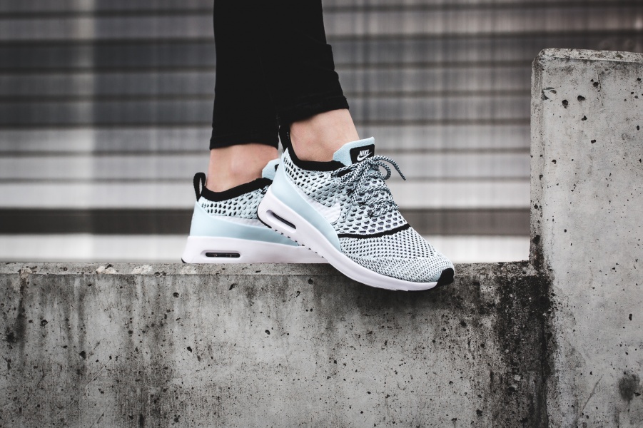 nike air max thea flyknit