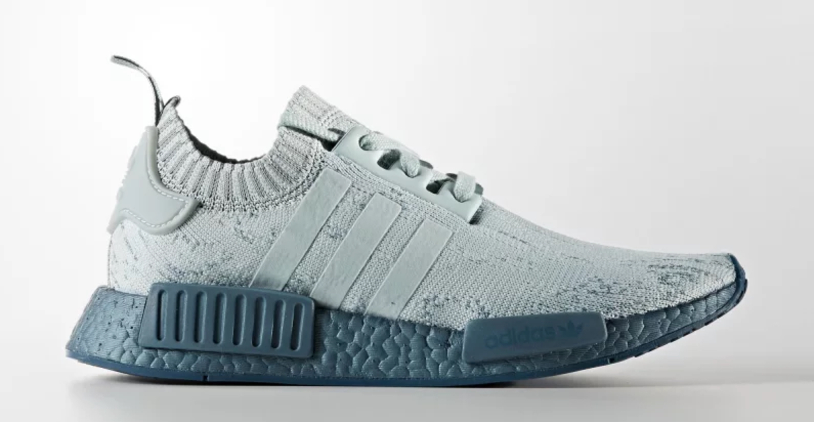 adidas boost nmd r1