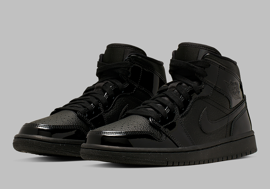 Air Jordan 1 Mid Women's Triple Black 