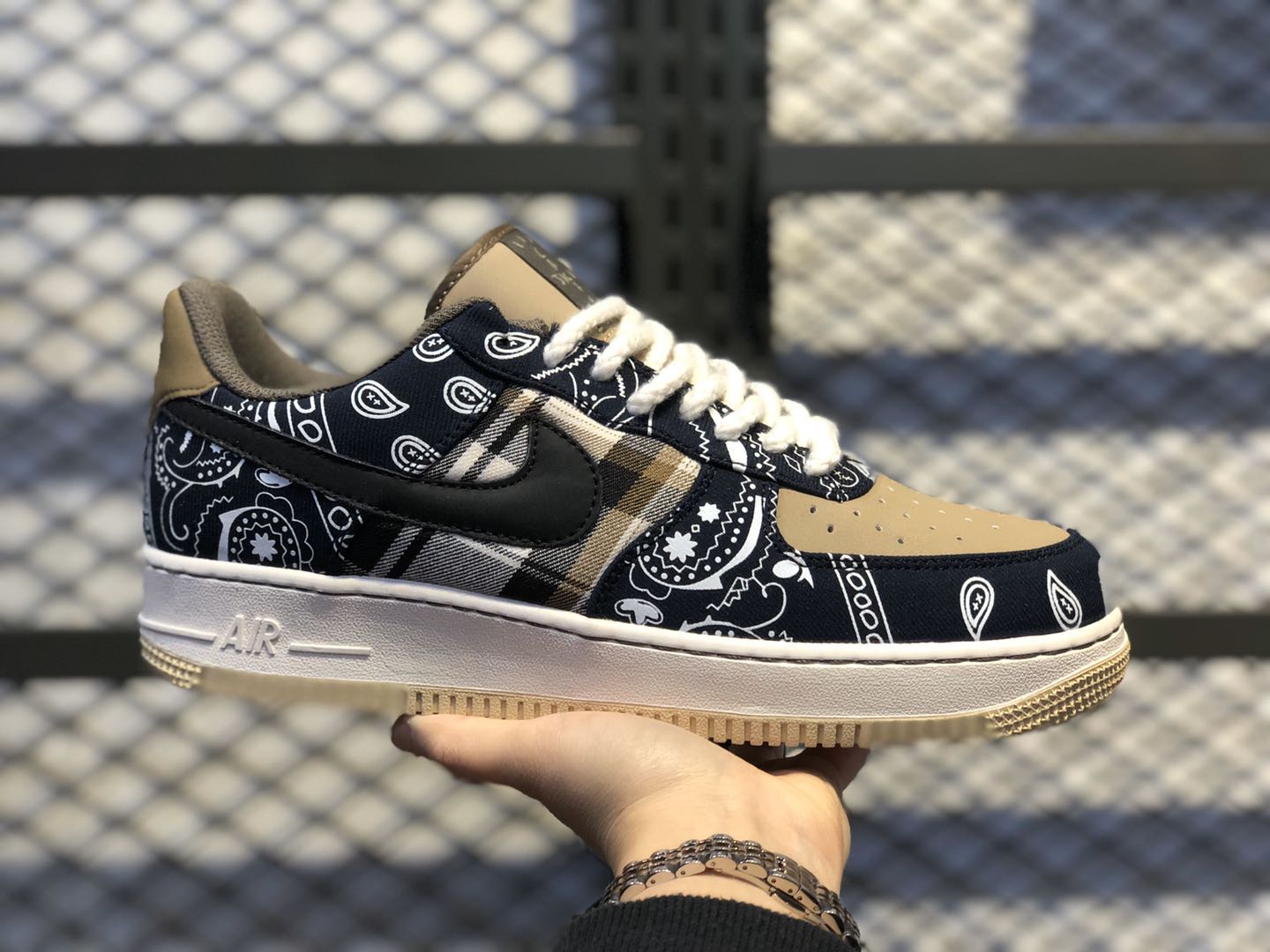 nike sb dunk low travis scott