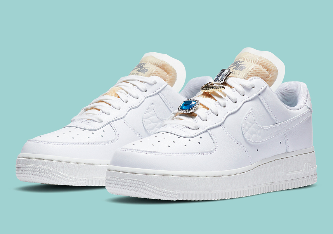 af 1 07