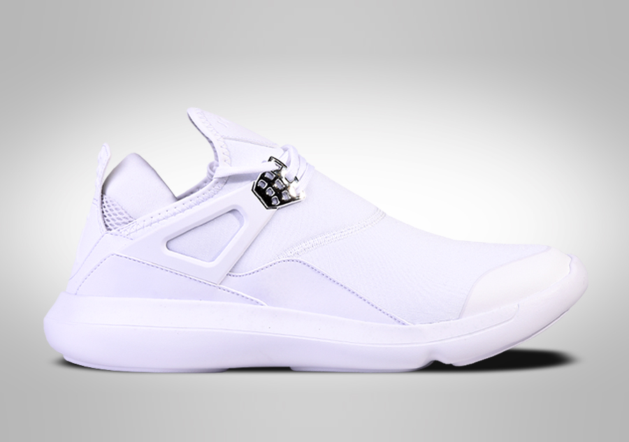 nike jordan fly 89